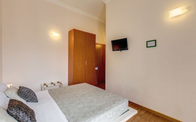 Bon Ton Design Rooms by DOT Suites