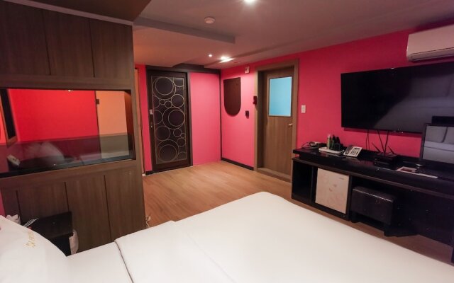 S1 Motel