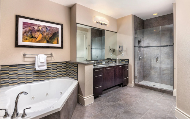 Club Wyndham Desert Blue