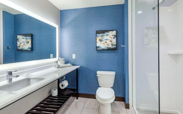 Cambria Hotel Davenport Quad Cities