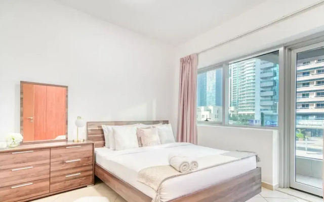 KOHH - 2BR in Marina Diamond 6