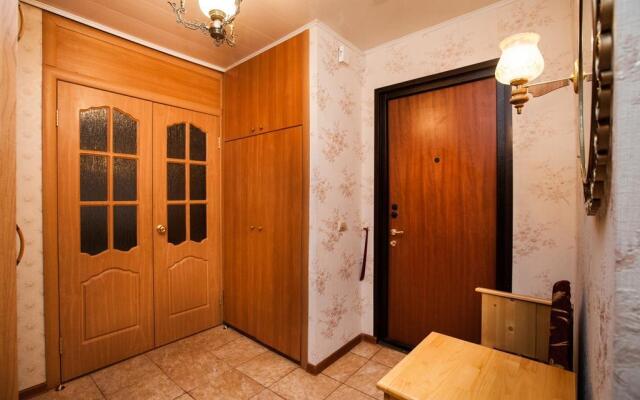 Domumetro Mikluho Maklaya