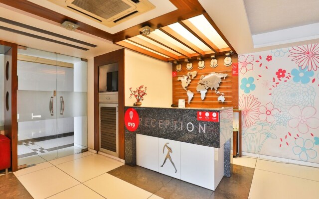OYO 13372 Hotel Laksh Residency