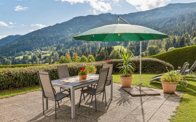 Spacious Apartment in Afritz am See near Ski Area