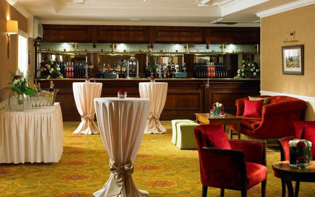 Hollins Hall Hotel, Golf & Country Club