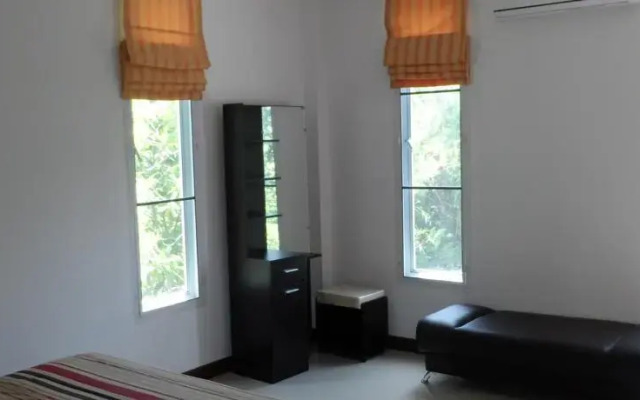 Villa Khao Tao Lake Side