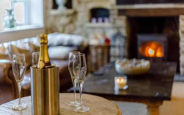 The Grousemoor Country House