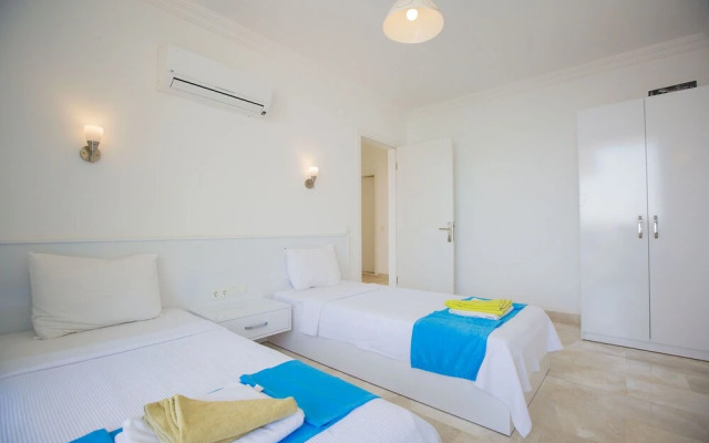 Villa Gala by Akdenizvillam