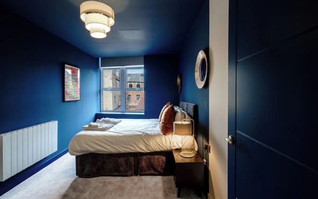Renaissance House Apartments