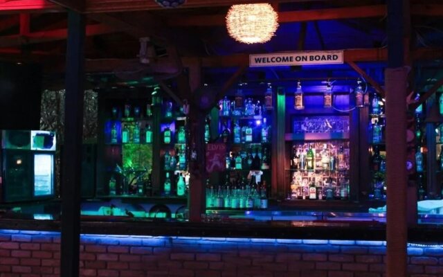 Navy Hotel