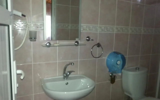 Amastris Otel