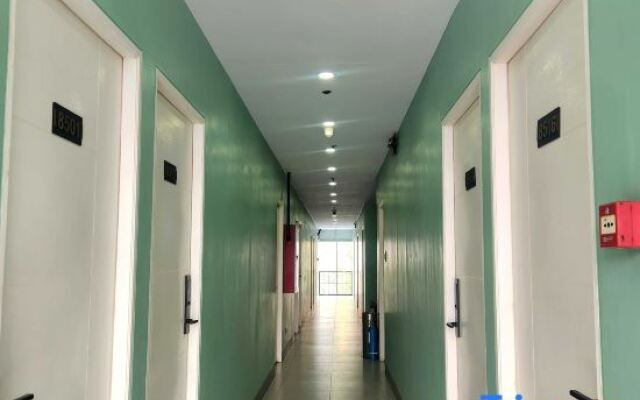 Qingqing Hotel Pasay Manila near MOA