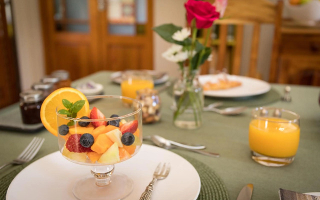 Mirihof Retreat and Olive Estate