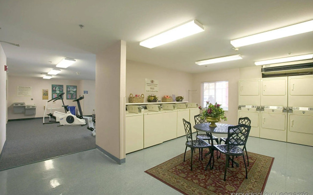 Sonesta Simply Suites  St Louis Earth City