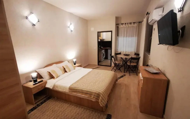 Del Sol Studios