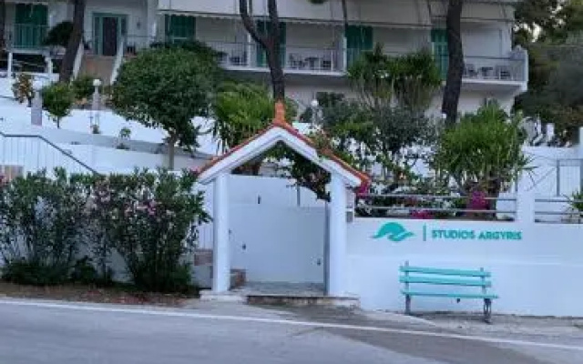Aparthotel 4 stars Poros