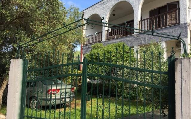 Velikis Apartments