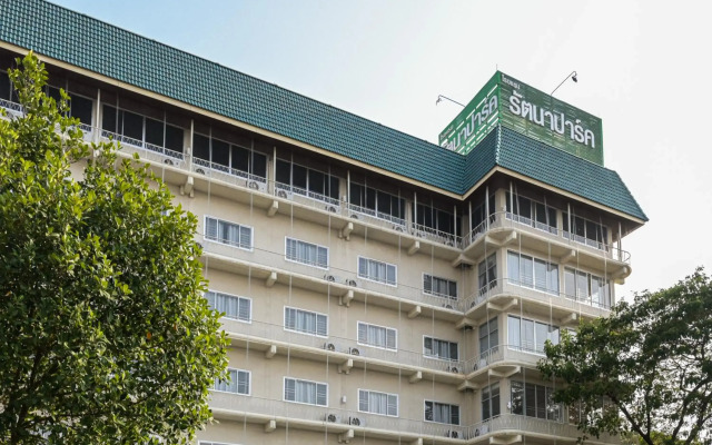 Rattana Park Hotel