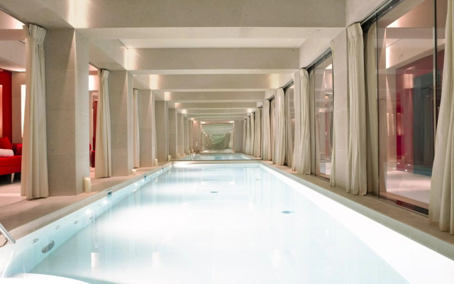 La Reserve Paris Hotel and Spa