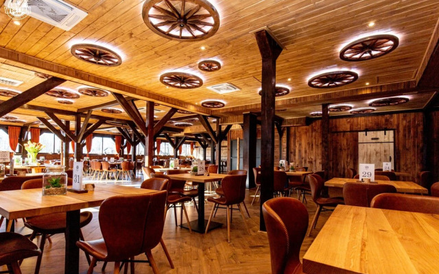Western Camp Resort