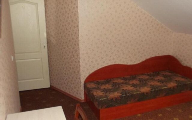 Simona House