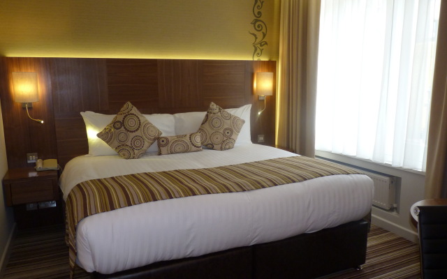 Norfolk Towers Paddington Hotel