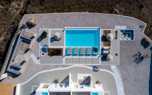 Terra Blanca Suites