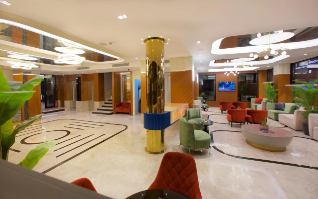 Eyfel Hotel