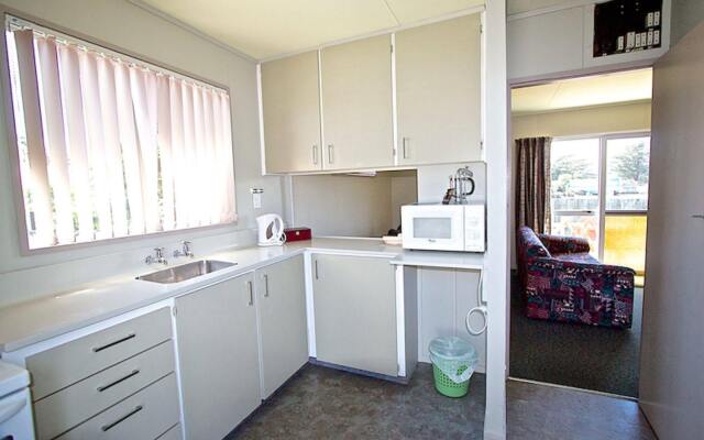 252 Beachside Motels & Holiday Park