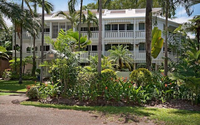 The White House Port Douglas