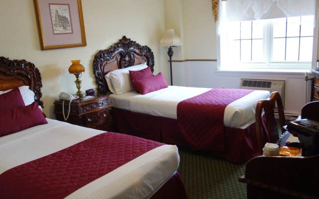 The Lafayette A grand Riverboat Era Hotel