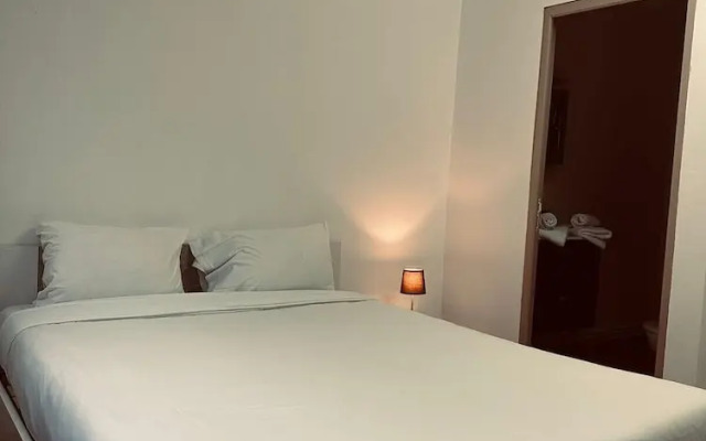 Gîtes by Hôtel Les Reflets Jaunes