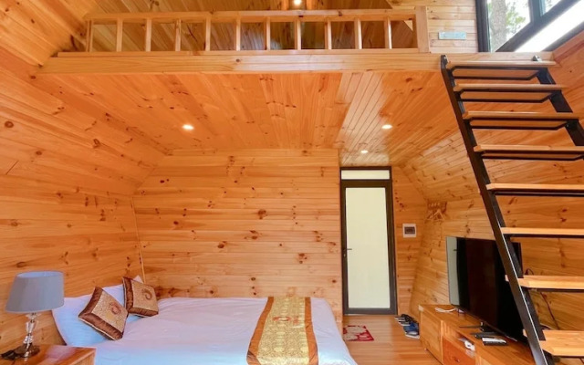 Phoenix Moc Chau Hotel