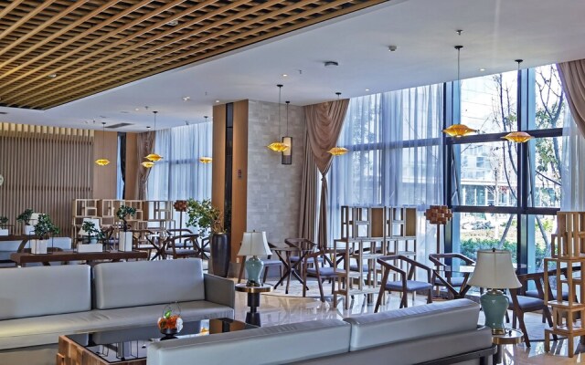 Shining Star Health Apartment Hotel