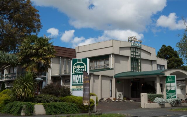 Alpers Lodge & Conference Centre