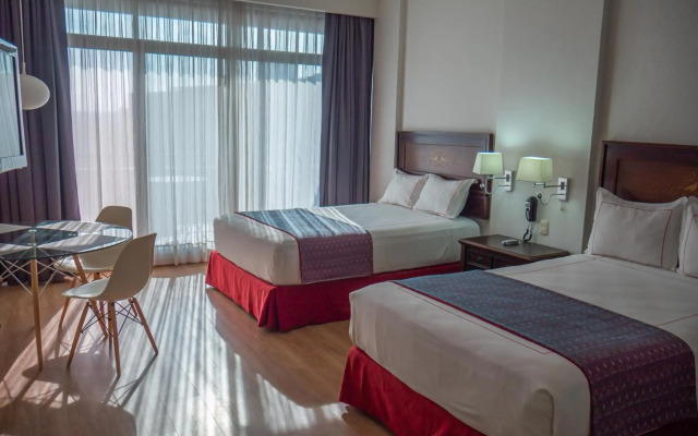 Hotel Fenix