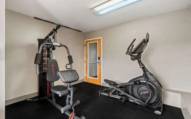 Quality Inn & Suites Biloxi - Ocean Springs