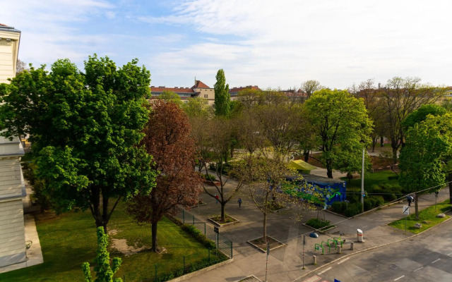 SISSI new luxurious apartment near Schönbrunn and Westbahnhof