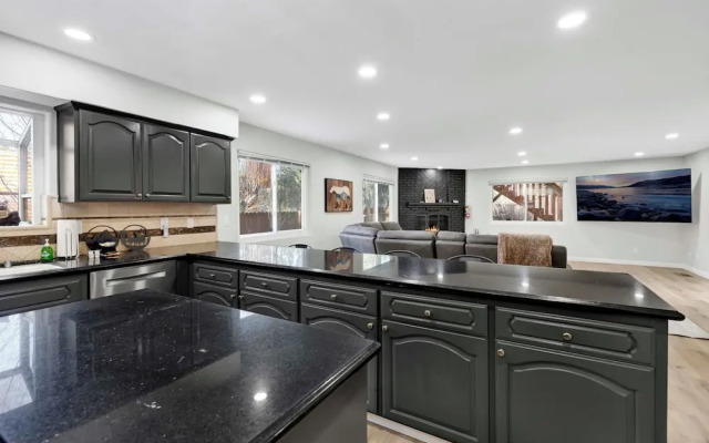 Mountain View Manor #2546