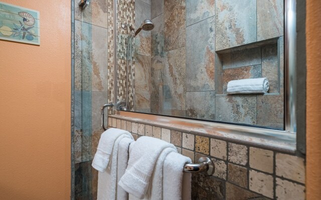 Salt Life Bay Getaway