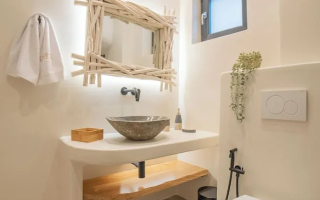Naxos Privilege Villas