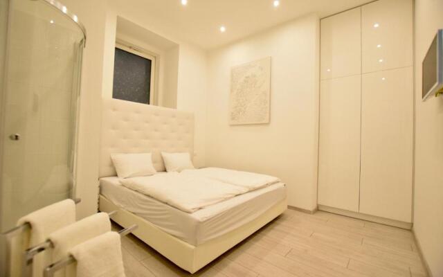 Binder Home Stylish Studios Budapest Parliament