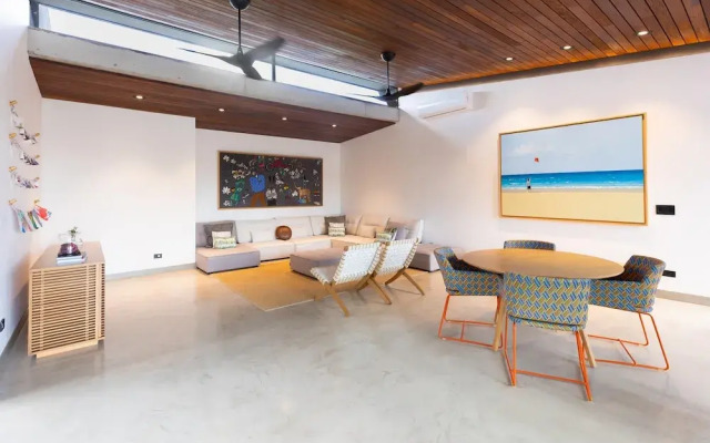 Villa Futura by Acomodo
