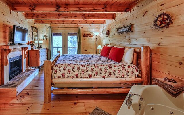 The Lazy Nutt Retreat - 2 Br Cabin