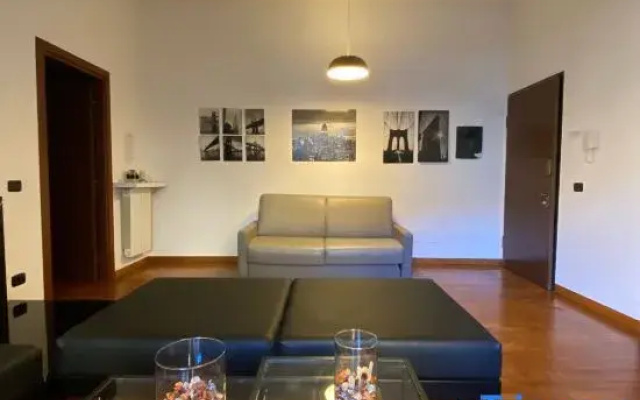 Roma 2 Apartment - THE V Collection