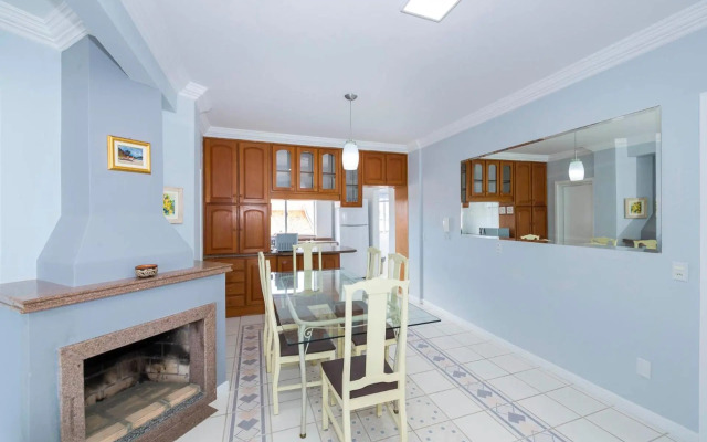 Apartamento com Vista Mar a 30 metros da praia