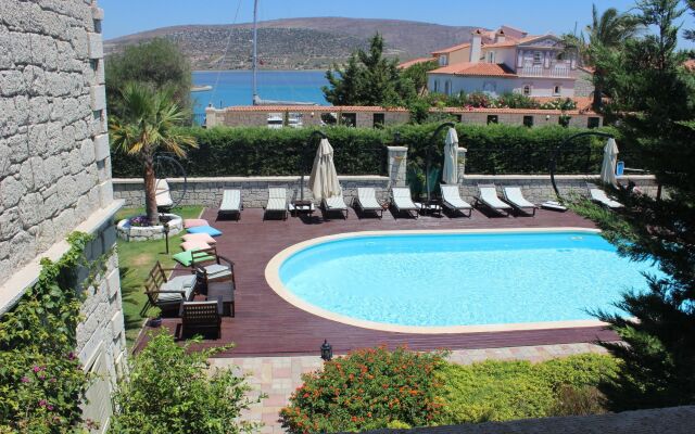 Alacati Marina Palace Otel