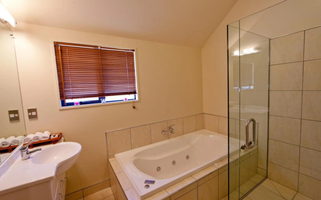 Websters on Wanaka Lodge & Apartments