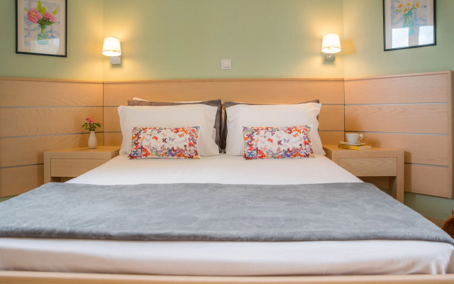 Melissa Apartments, Studios & Suites