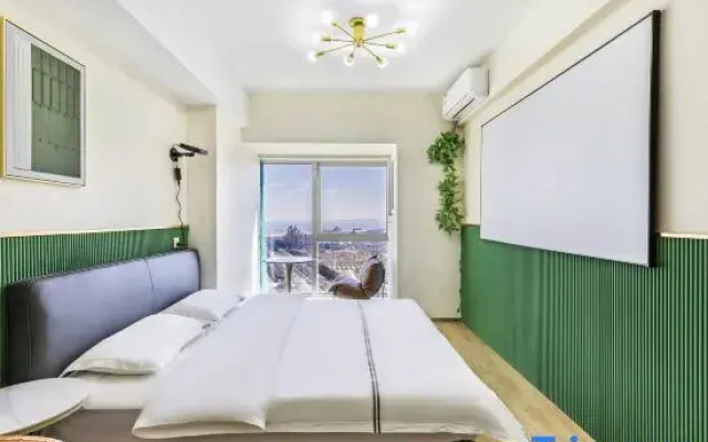 Guanhailu V+ Homestay (Yantai University Wanda Plaza)